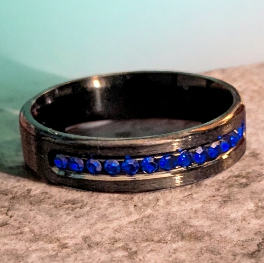 4MM Black Ion-Plated Titanium Simulated Sapphire Ring Men's Size 11.5